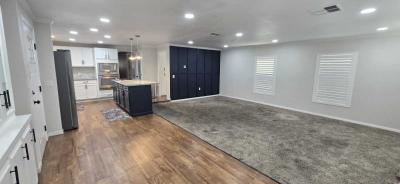 Photo 2 of 18 of home located at 4301 Jewett Ave Bakersfield, CA 93301