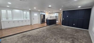 Photo 3 of 18 of home located at 4301 Jewett Ave Bakersfield, CA 93301