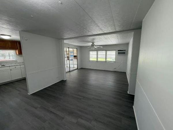 1969 CORN Manufactured Home