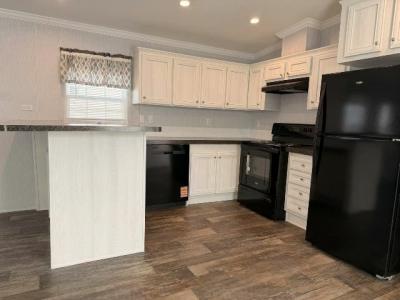 Photo 4 of 12 of home located at 7255 Greenbrier Village Road Lakeland, FL 33810