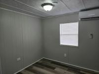 1973 OAKR Manufactured Home