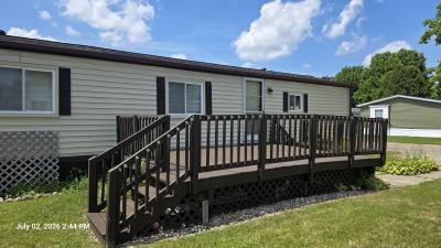 Photo 2 of 9 of home located at 6655 Jackson Rd Lot 426 Ann Arbor, MI 48103