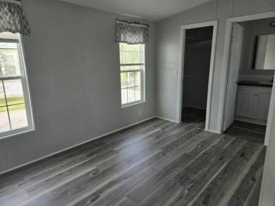 Photo 4 of 8 of home located at 4125 Park St N, #826 Saint Petersburg, FL 33709
