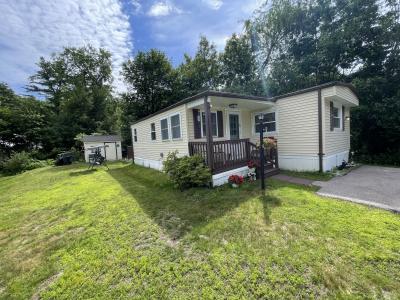 Photo 2 of 24 of home located at 6 Manorcrest Drive Nashua, NH 03062