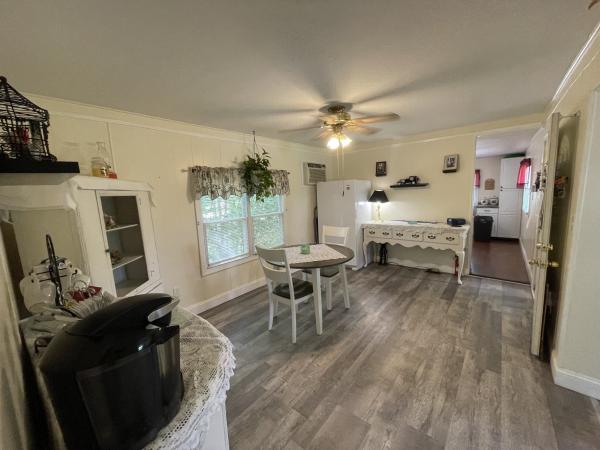 1972 Broadmore S3239 Mobile Home