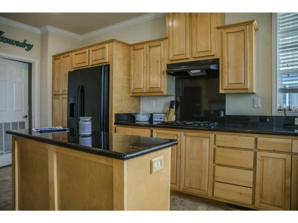 2010 CMH Manufacturing West inc Villa Yosemite 60703F Manufactured Home
