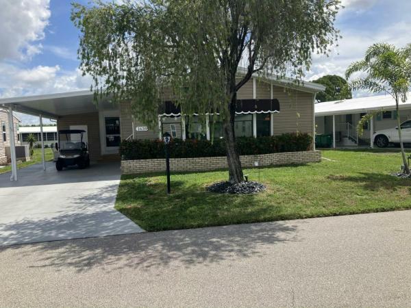 Photo 1 of 2 of home located at 1639 W Mt Vernon Lane, #G20 Naples, FL 34110