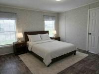 2022 Live Oak Homes L-5562E-OAK Manufactured Home