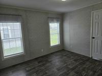 2022 Live Oak Homes L-5562E-OAK Manufactured Home