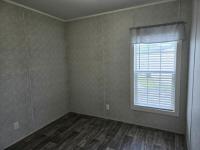 2022 Live Oak Homes L-5562E-OAK Manufactured Home