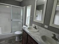 2022 Live Oak Homes L-5562E-OAK Manufactured Home