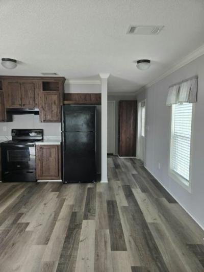 Photo 4 of 8 of home located at 7230 4th Street N, #336 Saint Petersburg, FL 33702