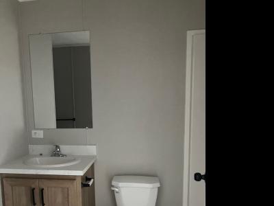 Photo 3 of 4 of home located at 1146 East Park Drive Brookfield, OH 44403