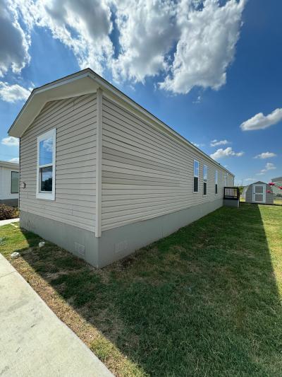 Mobile Home at 7151 Woodlake Pkwy #370 San Antonio, TX 78218