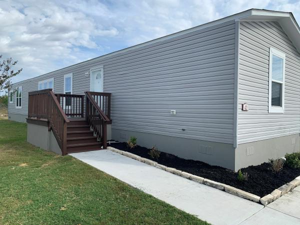 2018 Clayton Homes Inc Mobile Home For Rent