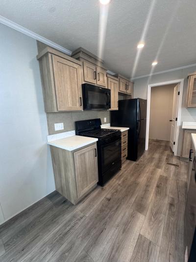 Mobile Home at 17124 St. Charles Macomb, MI 48044