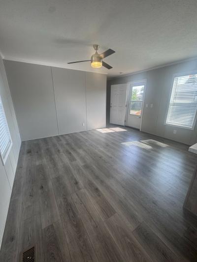 Photo 5 of 13 of home located at 17124 St. Charles Macomb, MI 48044
