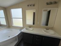 2005 Fleetwood Beacon Hill Mobile Home