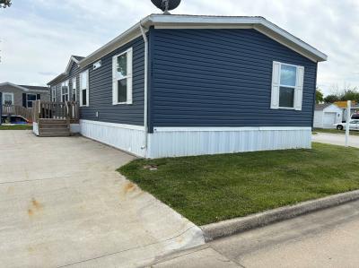 Photo 3 of 25 of home located at 317 SE Autumn Park Dr. #77 Ankeny, IA 50021