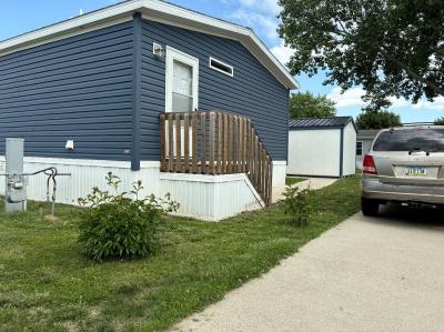 Photo 4 of 25 of home located at 317 SE Autumn Park Dr. #77 Ankeny, IA 50021
