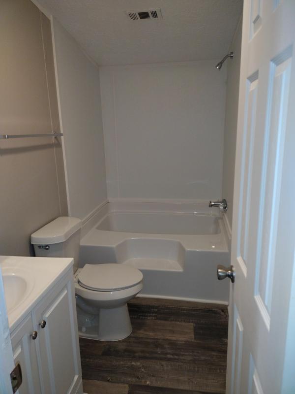 2002 Clayton Homes Inc Mobile Home For Sale