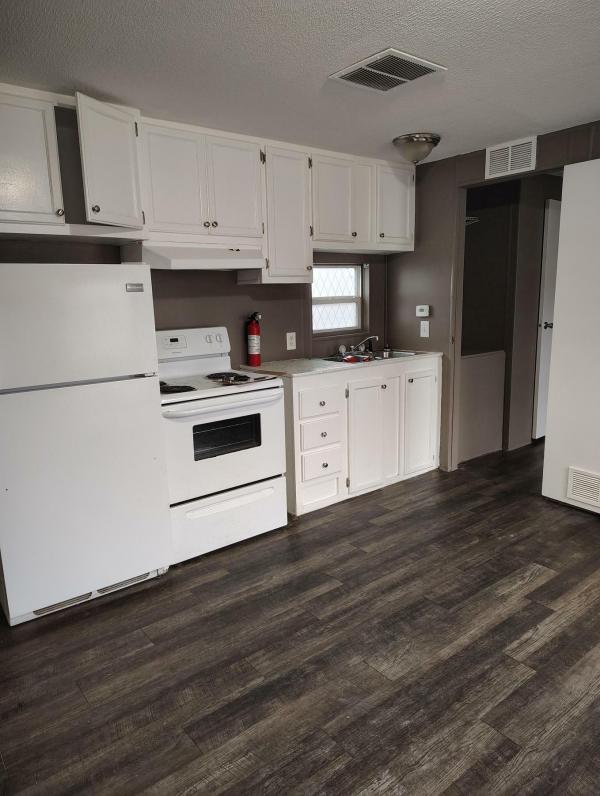 Photo 1 of 2 of home located at 5475 Southcross Ranch Rd #198 San Antonio, TX 78222