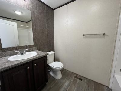 Mobile Home at 163 Meadows Nappanee, IN 46550