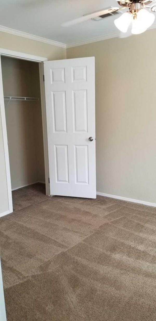 2018 American Homestar Corp Oak Creek Mobile Home