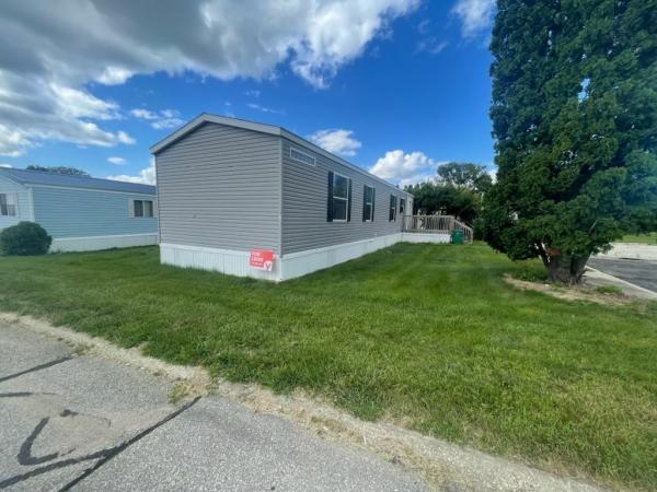 Photo 1 of 2 of home located at 3123 Cedar Knoll Circle Lot 13 Waterloo, IA 50701