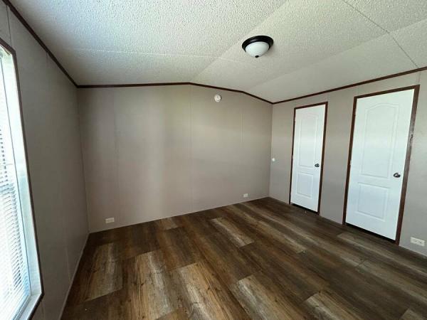 2022 16643F  Home