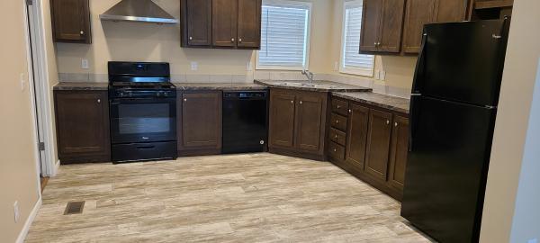 Photo 1 of 2 of home located at 3313 Afton Drive Lot 41 Waterloo, IA 50701