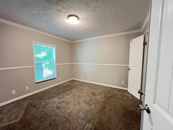 2019 Clayton Homes Inc Yes Mobile Home