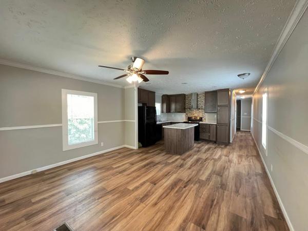 2019 Clayton Homes Inc Yes Mobile Home