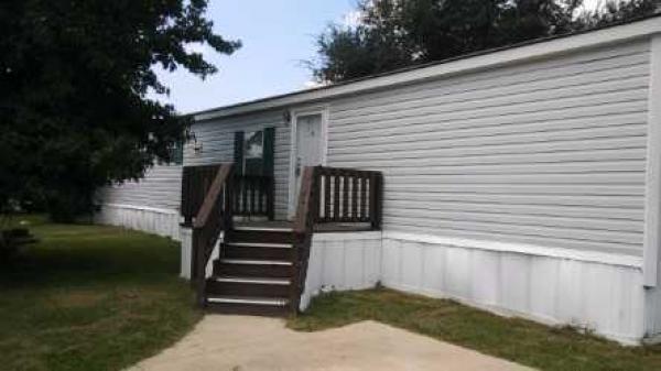 Photo 1 of 2 of home located at 14900 Lasater Road #260 Dallas, TX 75253