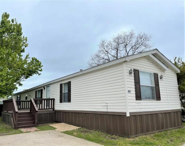 2011 Clayton Homes Inc Mobile Home For Sale