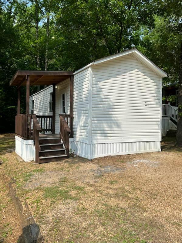 Photo 1 of 2 of home located at 11300 Us Hwy 271 #27Rv Tyler, TX 75708
