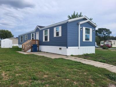 Mobile Home at 1001 Mayflower Road #261 South Bend, IN 46619