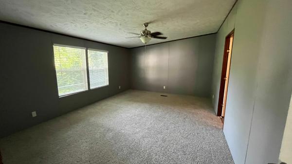 2014 Clayton Homes Inc Community Series Mobile Home
