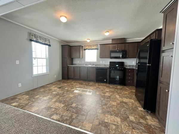 Photo 1 of 2 of home located at 6553 Stratford Drive Lot 400 Holly, MI 48442