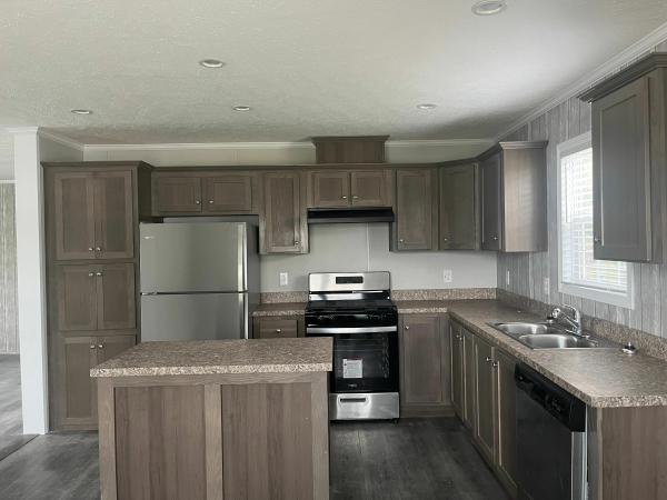 Photo 1 of 2 of home located at 215 N. Canal Road, #190 Lansing, MI 48917