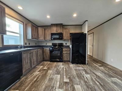 Mobile Home at 2865 East Anita Drive Lot 71 Saginaw, MI 48601