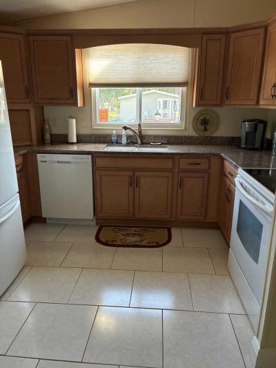 Photo 3 of 8 of home located at 9701 East Highway 25 Belleview, FL 34420