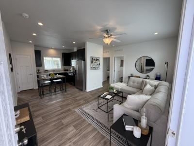 Photo 4 of 22 of home located at 24725 Pennsylvania Avenue, #C12 Lomita, CA 90717