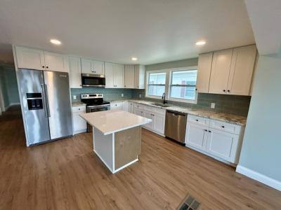 Photo 3 of 8 of home located at 3113 State Rd 580 Unit 254 Safety Harbor, FL 34695