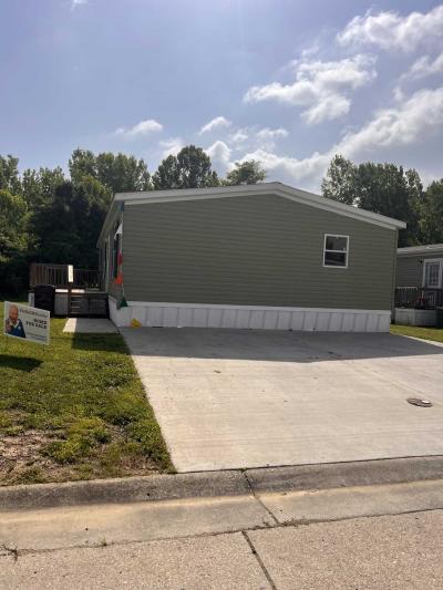 Photo 4 of 7 of home located at 132 Hickory Warsaw, KY 41095