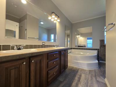 Photo 4 of 5 of home located at 7204 E Grand River Lot 186 Portland, MI 48875
