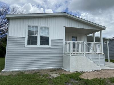 Photo 5 of 14 of home located at 44 Salem Dr Vero Beach, FL 32966
