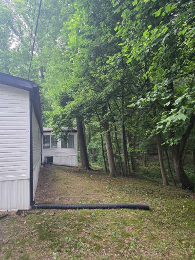 Photo 3 of 27 of home located at 7810 Clark Rd A33 Jessup, MD 20794