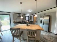 2010 Commodore Manufactured Home