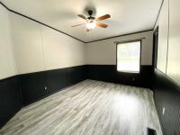 2010 Commodore Manufactured Home